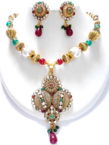 Polki Necklace Set